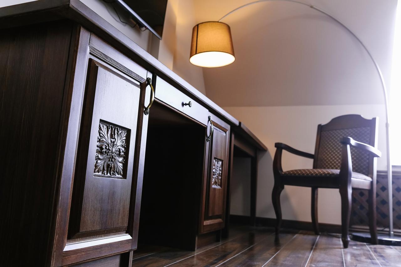 Dvin Hotel Pavlodar Luaran gambar